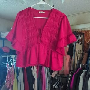 Chic Pink Ruffled Crop Top